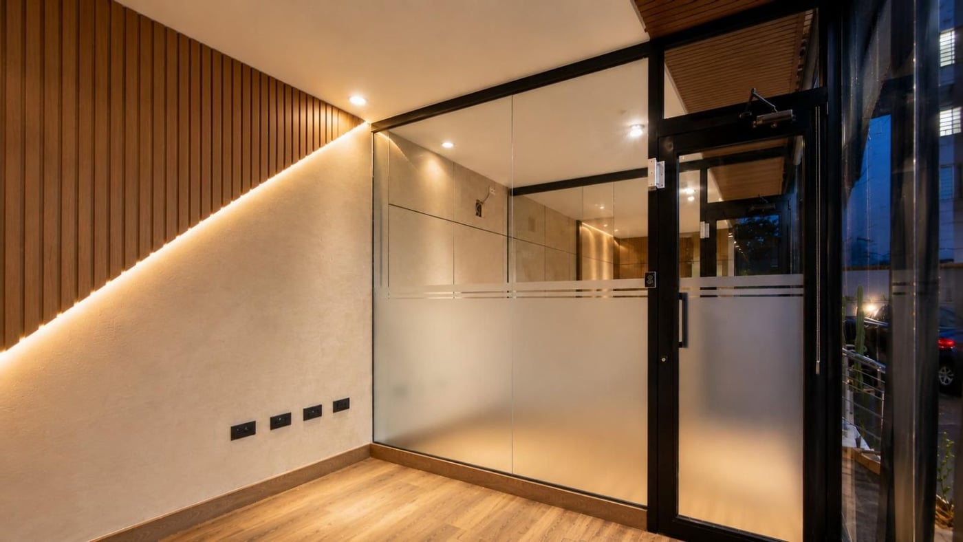 Local comercial en alquiler 600 m² calle armando o – foto 5