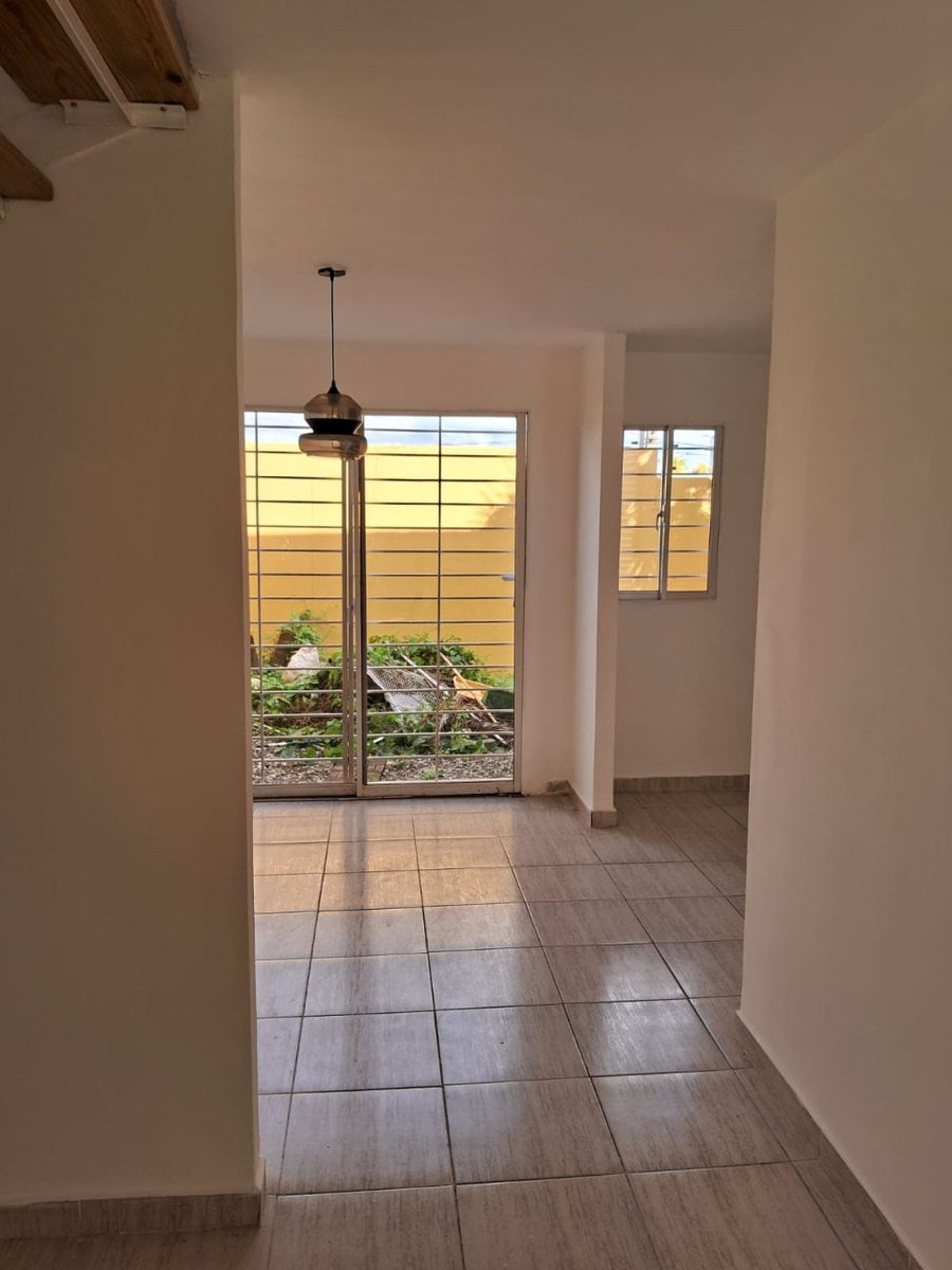 Casa en venta en Colinas del Viento – foto 2