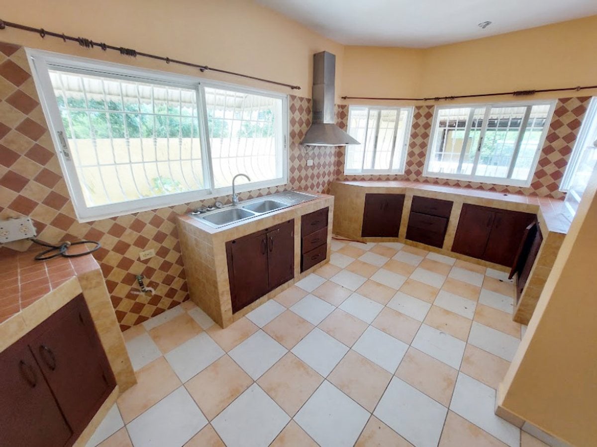 Edificio en Jardines De Boca Chica, Boca Chica – foto 7