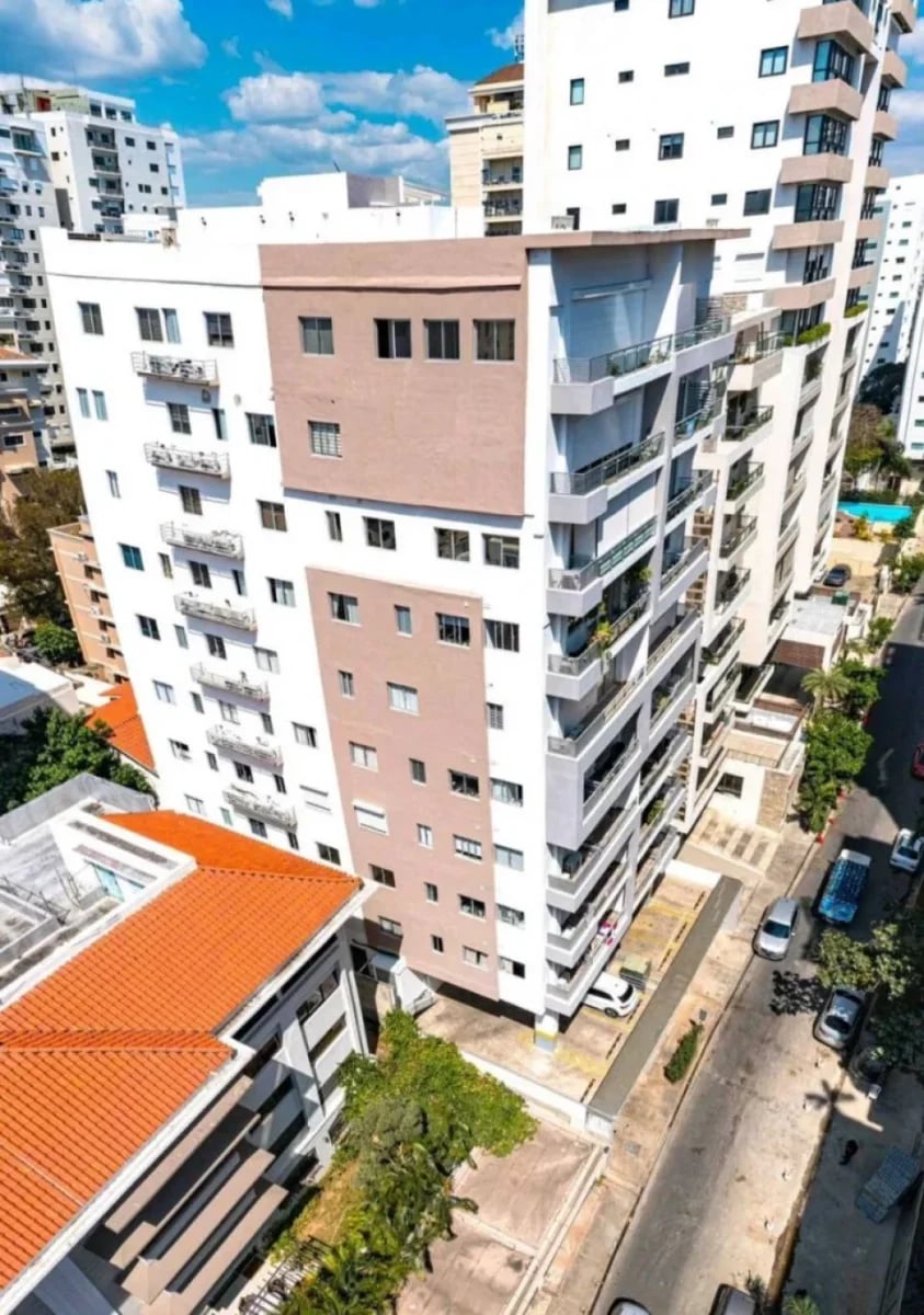 Apartamento en Paseo Dolmen 11, Piantini – foto 1