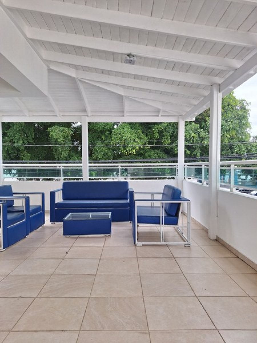 Apartamento con terraza privada – foto 3