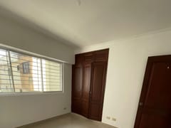 Apartamento en venta en Reventa en Piantini, torre – foto 10