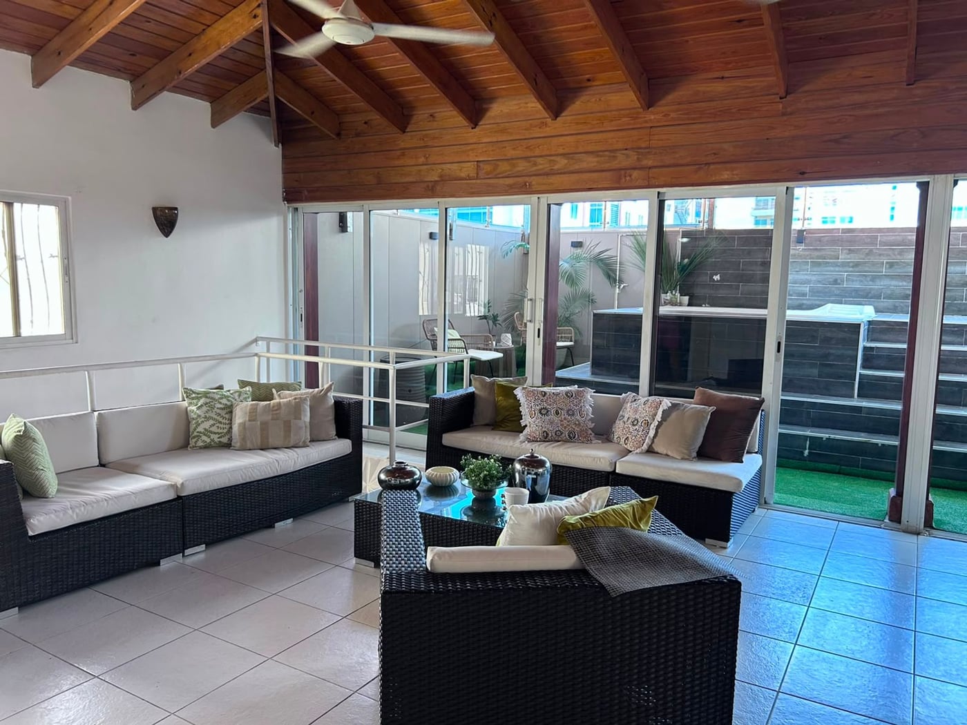 APARTAMENTO EN VENTA EN RENACIMIENTO – foto 1