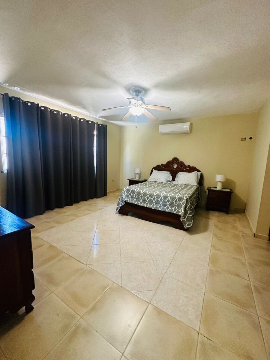 Hermosa villa de 2 niveles en Juan Dolio – foto 6