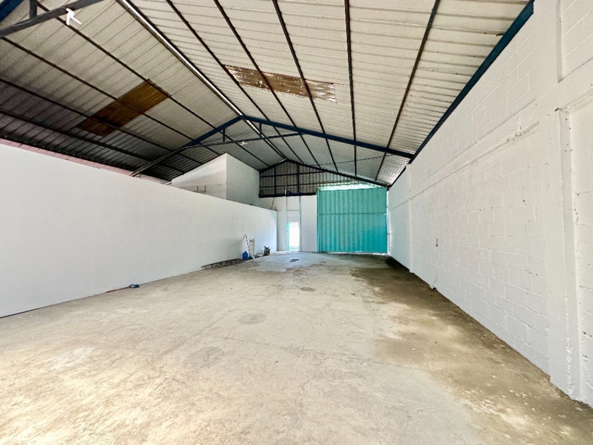 Propiedad Industrial en Ensanche Pérez, Santiago – foto 2