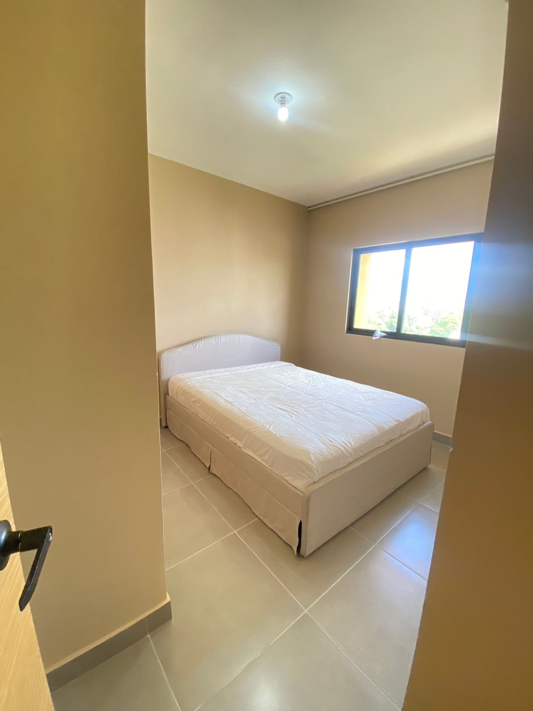 Gazcue Apto Alq Amueblado 2Hbs US$1,650 – foto 9