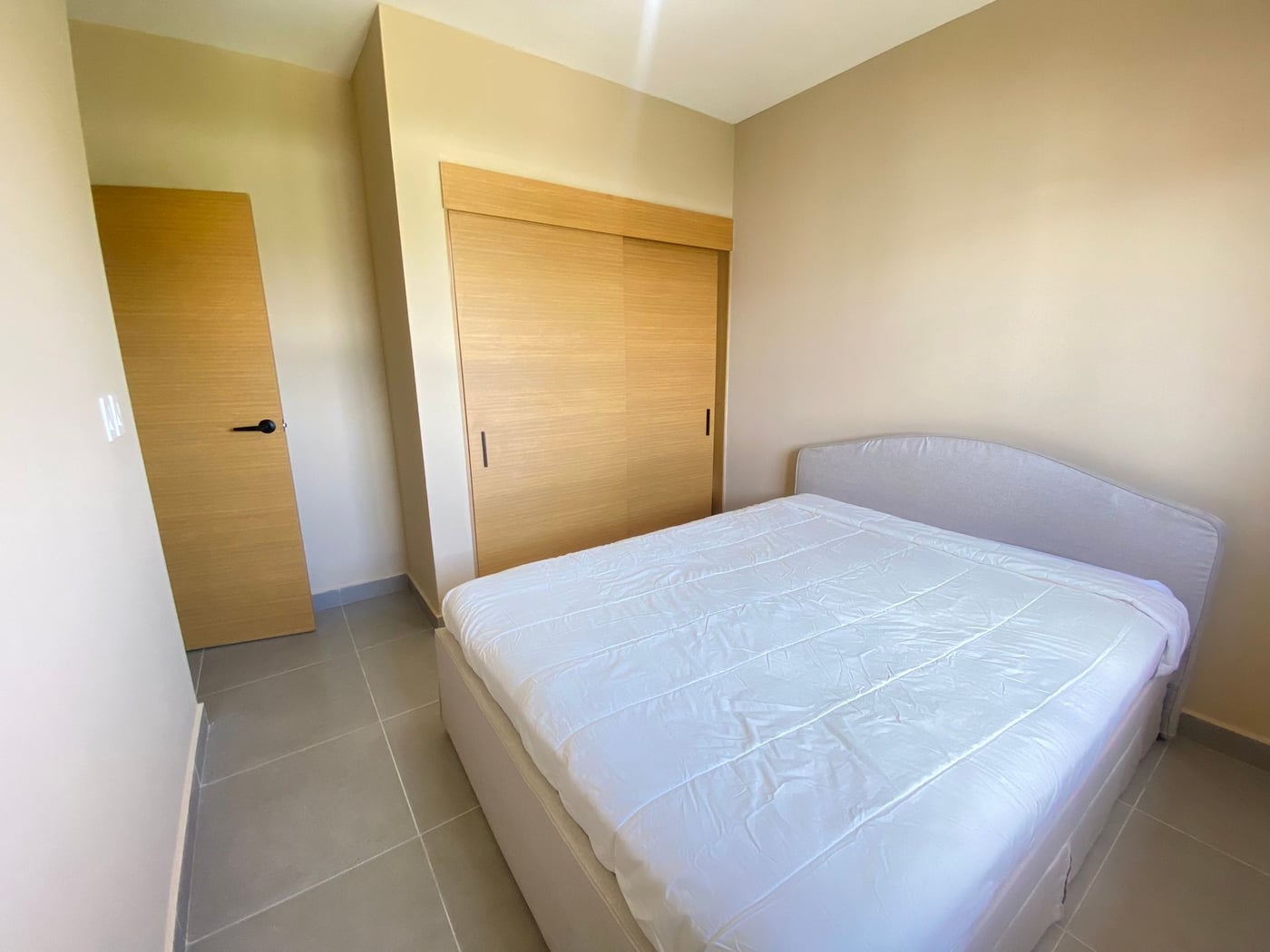 Gazcue Apto Alq Amueblado 2Hbs US$1,650 – foto 12