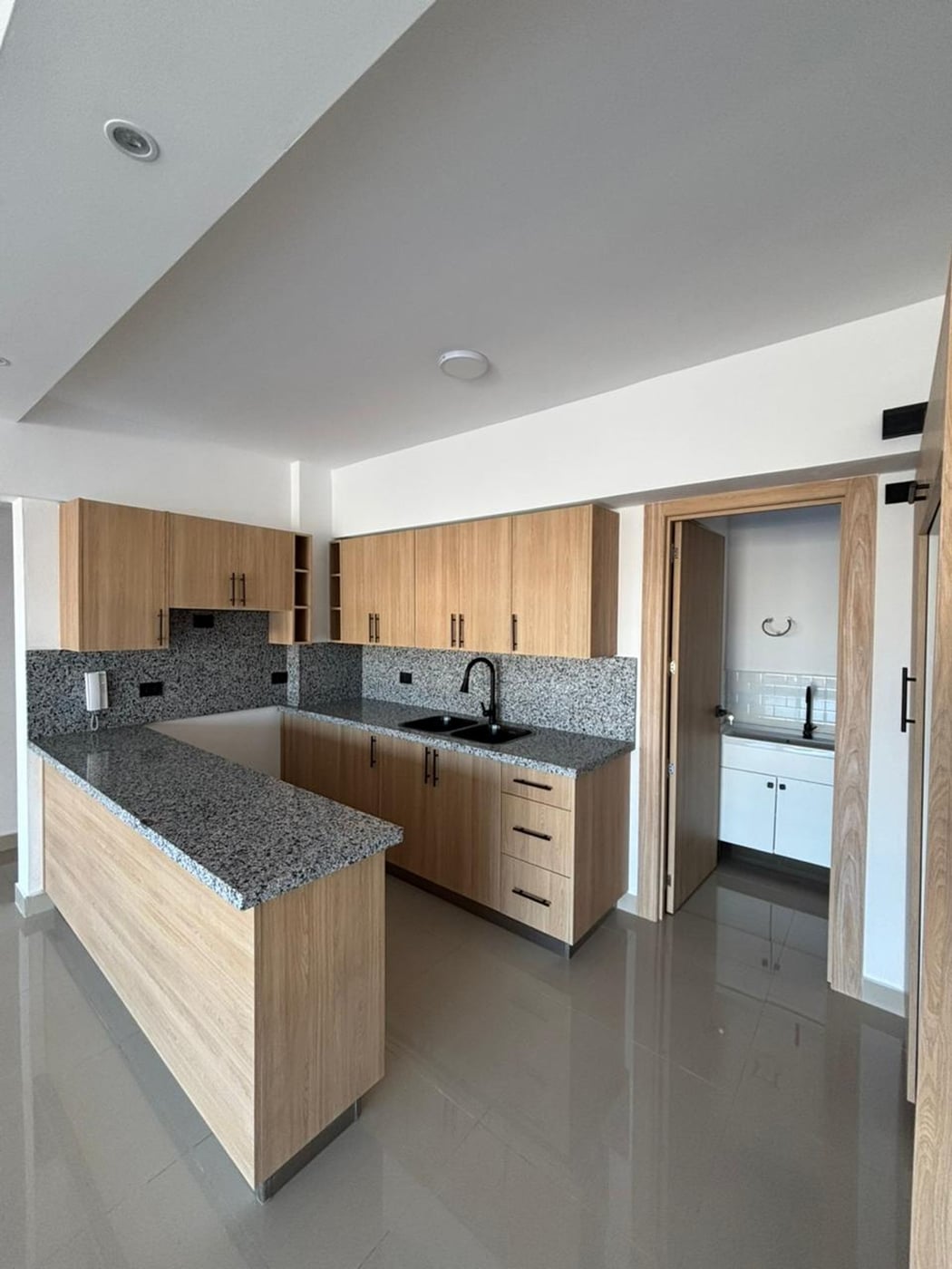 Alquiler apartamento nuevo en Los Restauradores – foto 2