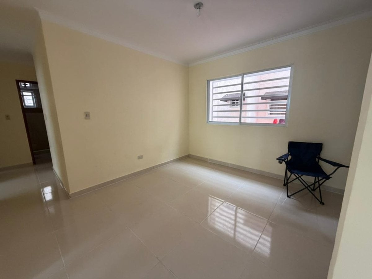 ALQUILO Apartamento 2do Piso En El KM 20 De Las Américas – foto 5