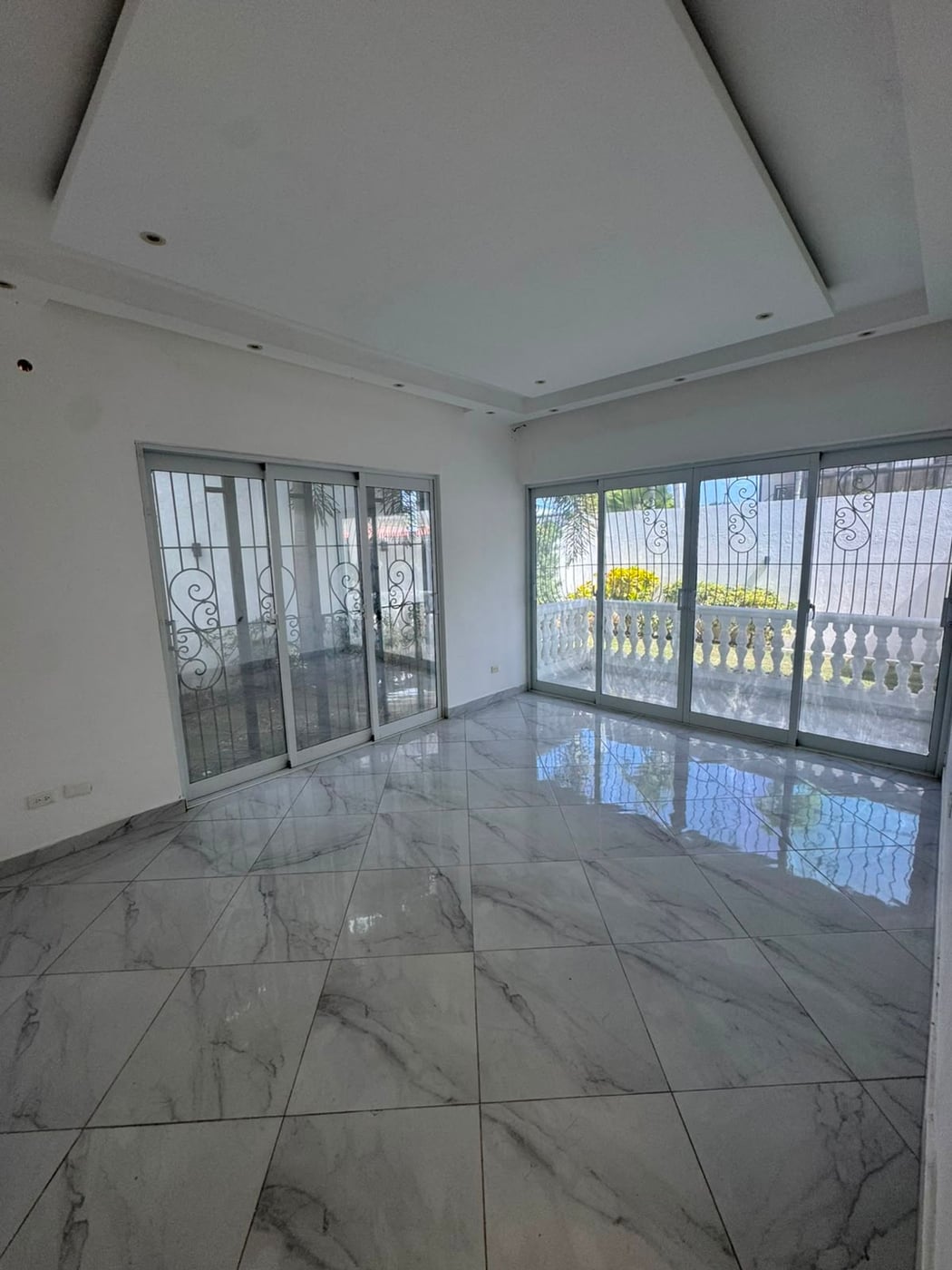 Casa en Venta y Alquiler – La Castellana – foto 1