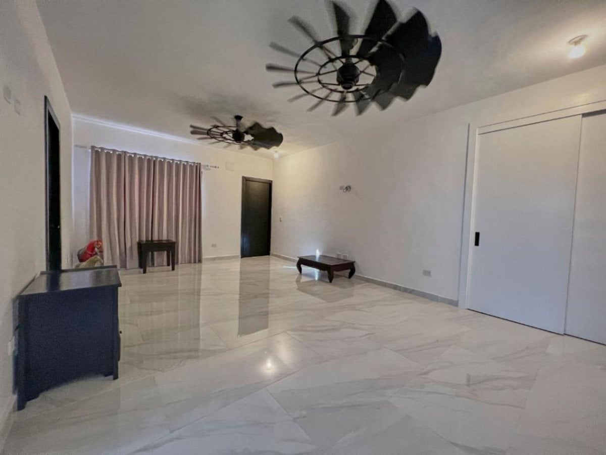 Casa de Lujo en La Romana, Sector Caleta – foto 3