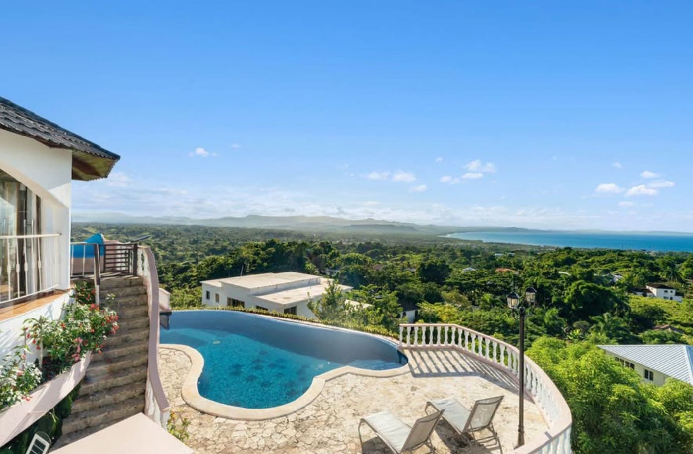 Majestuosa Villa Estilo Castillo con Espectacular – foto 4
