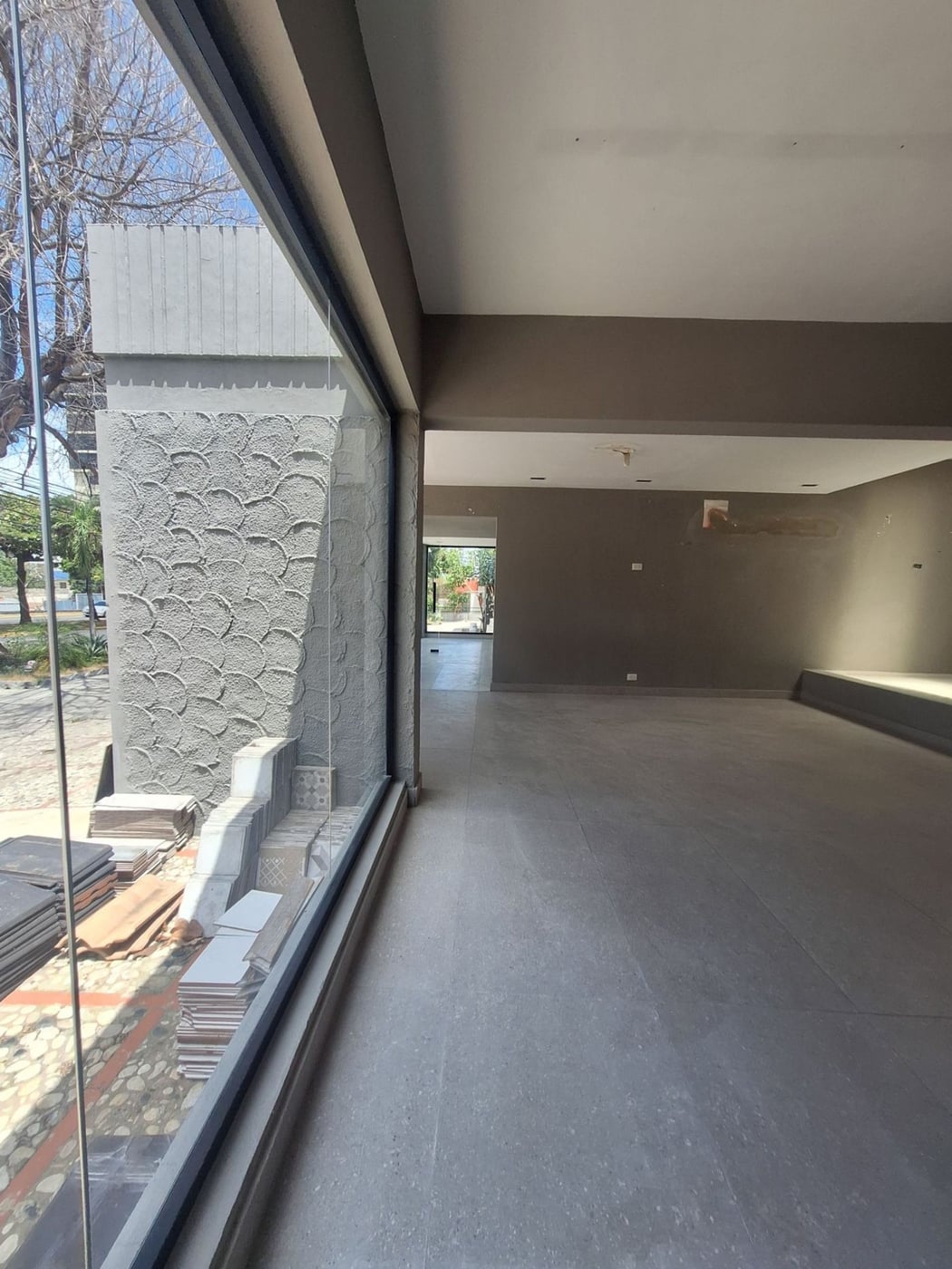 Local Comercial independiente en Nuñez de Caceres – foto 5