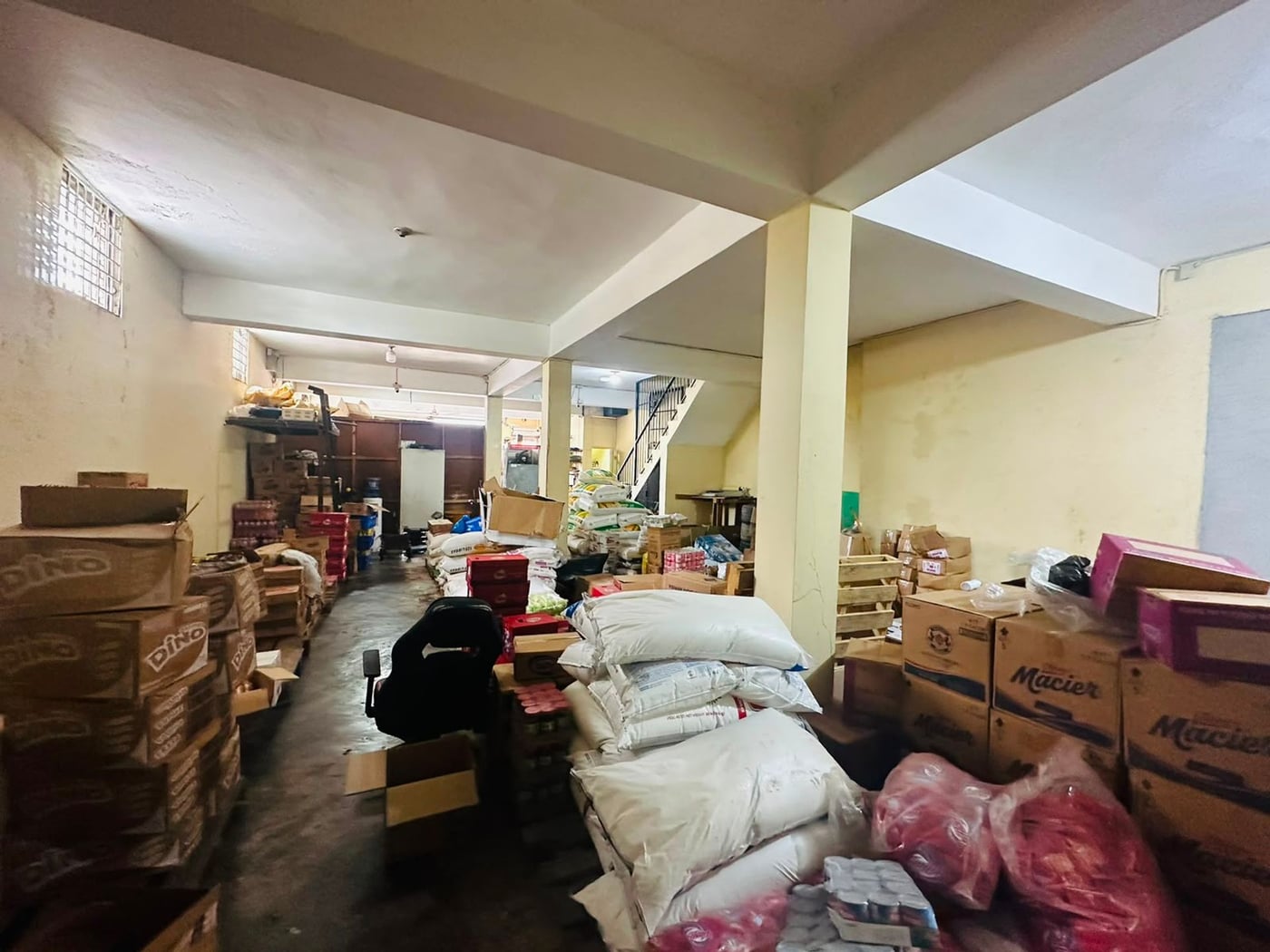Local de uso comercial ubicado en Baní – foto 3