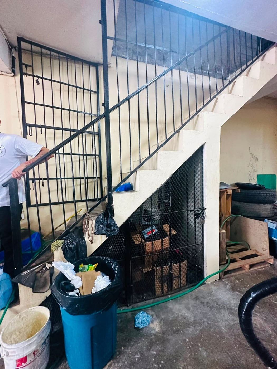 Local de uso comercial ubicado en Baní – foto 6