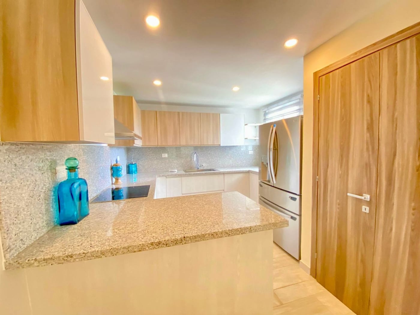 PENTHOUSE EN VENTA 2 DORMITORIOS BÁVARO LA ALTAG – foto 3