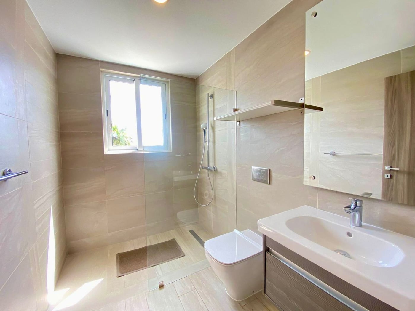 PENTHOUSE EN VENTA 2 DORMITORIOS BÁVARO LA ALTAG – foto 12