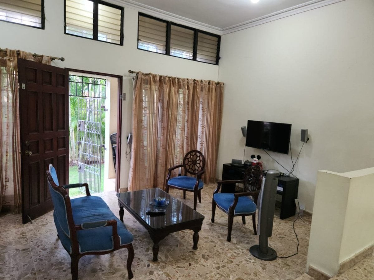 Casa en Arroyo Hondo, Santo Domingo – foto 7