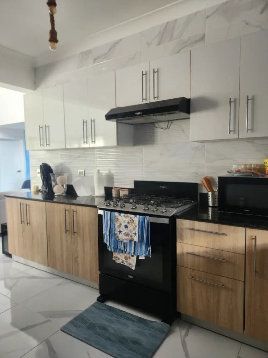 CASA CON TERRAZA Y PATIO EN VISTA CANA – foto 6