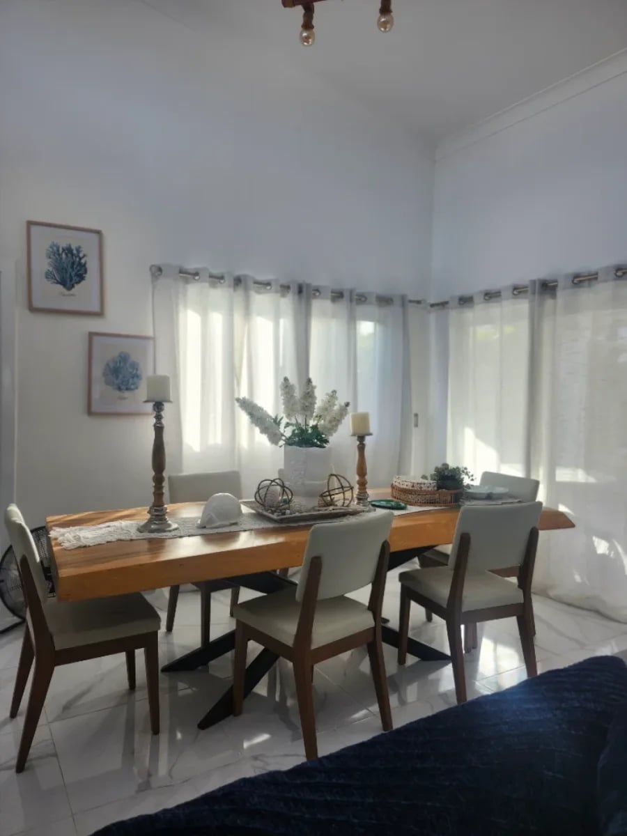 CASA CON TERRAZA Y PATIO EN VISTA CANA – foto 4