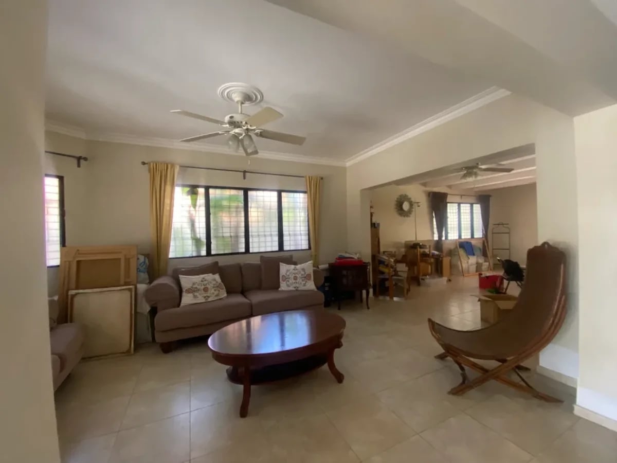 Casa 5 habitaciones y amplio patio – foto 4