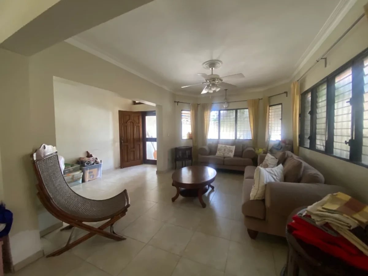 Casa 5 habitaciones y amplio patio – foto 6