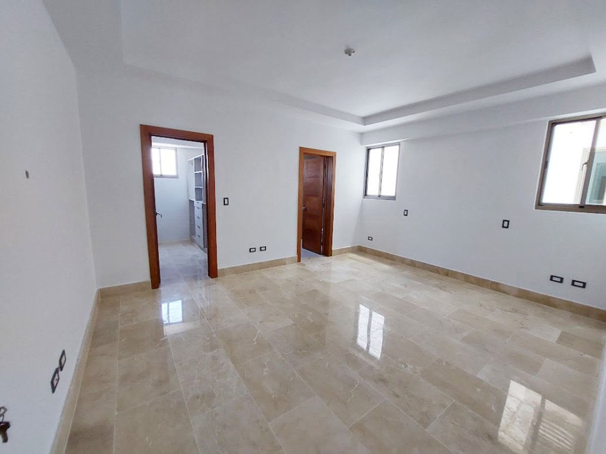 Apartamento de Lujo en Los Cacicazgos – foto 8