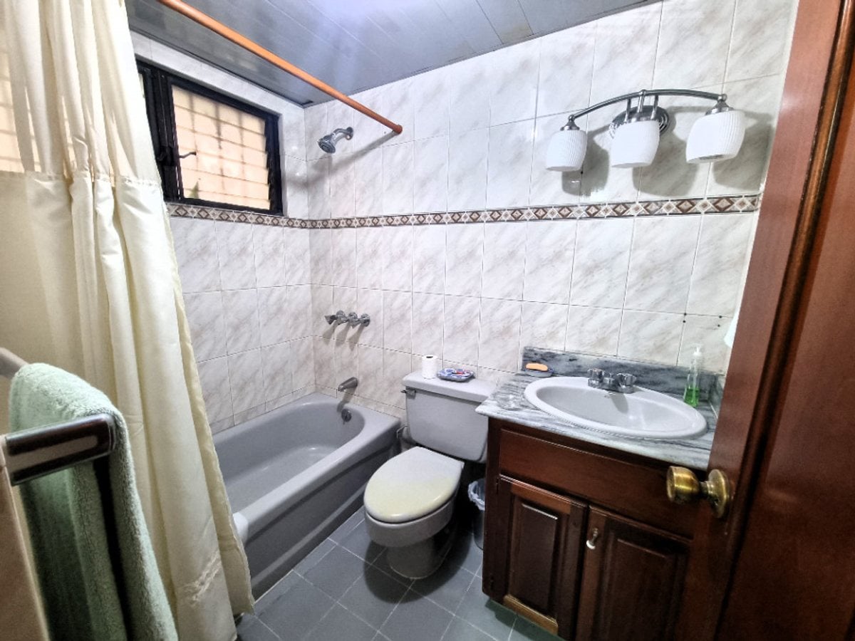 Apartamento en Los Cacicazgos, Santo Domingo – foto 11