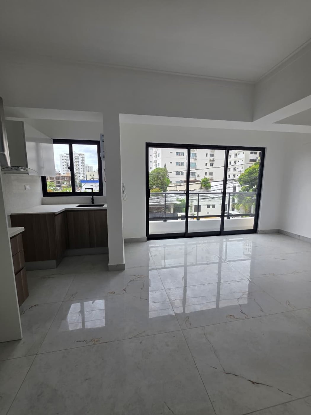 APARTAMENTO EN ALQUILER 1 DORMITORIO DISTRITO NACI – foto 5
