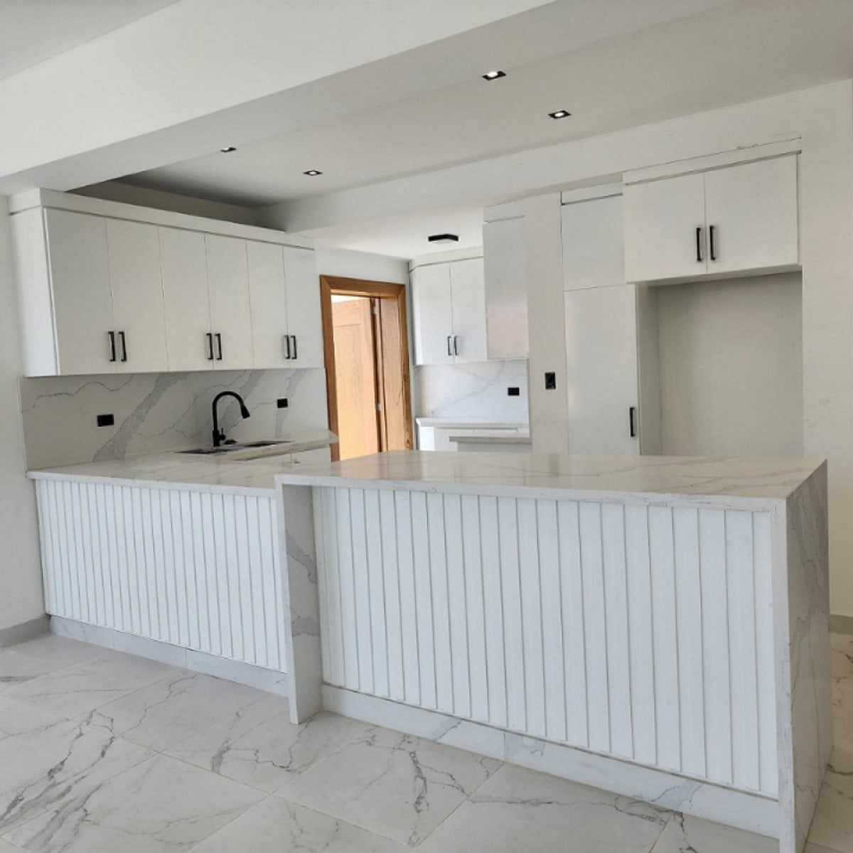Apartamento en La Vega, Residencial Don Pedro – foto 2