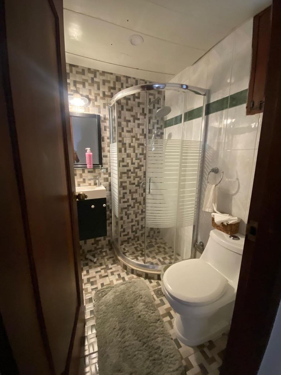 Casa en Arroyo Hondo, Santo Domingo – foto 9