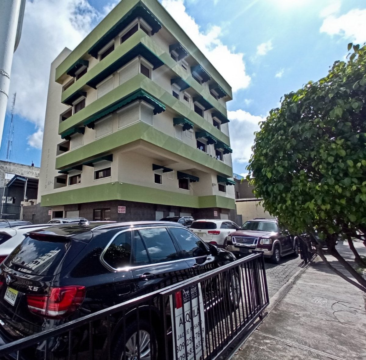 Local comercial en Enriquecido En Santo Domingo – foto 8