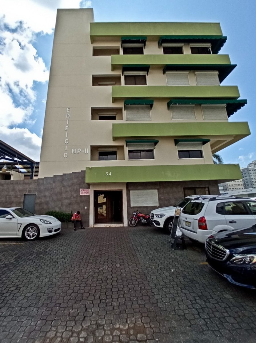 Local comercial en Enriquecido En Santo Domingo – foto 10