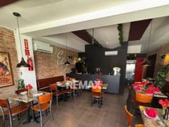 Local comercial en alquiler en Plaza Cinevisión, 75 m² en Primer nivel – foto 6