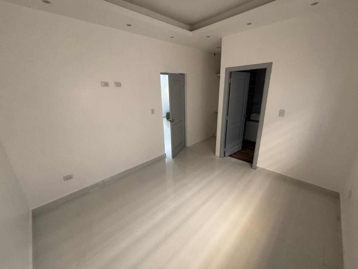 Casa en Altos de Arroyo Hondo III, Santo Domingo – foto 7