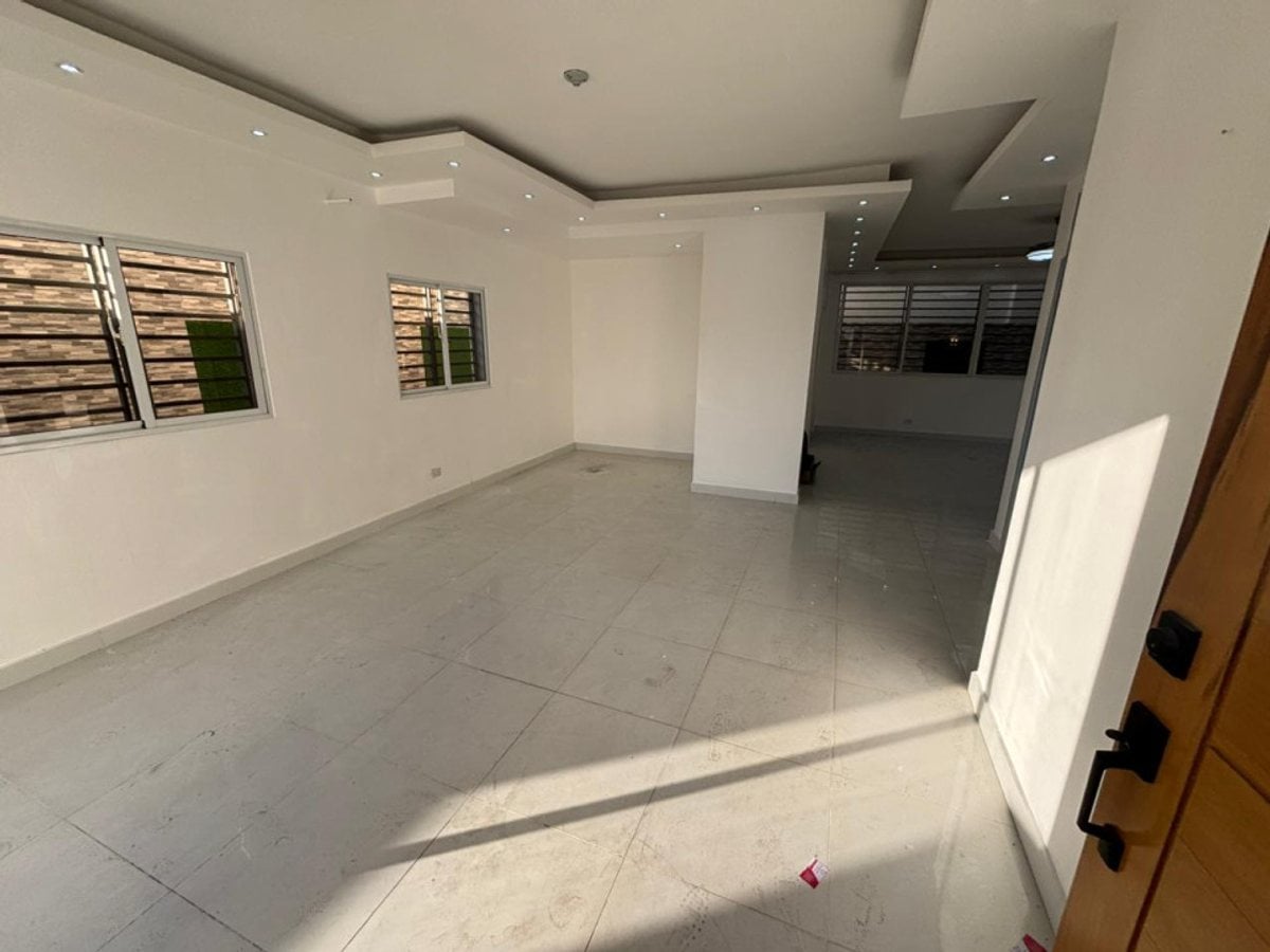 Casa en Altos de Arroyo Hondo III, Santo Domingo – foto 5