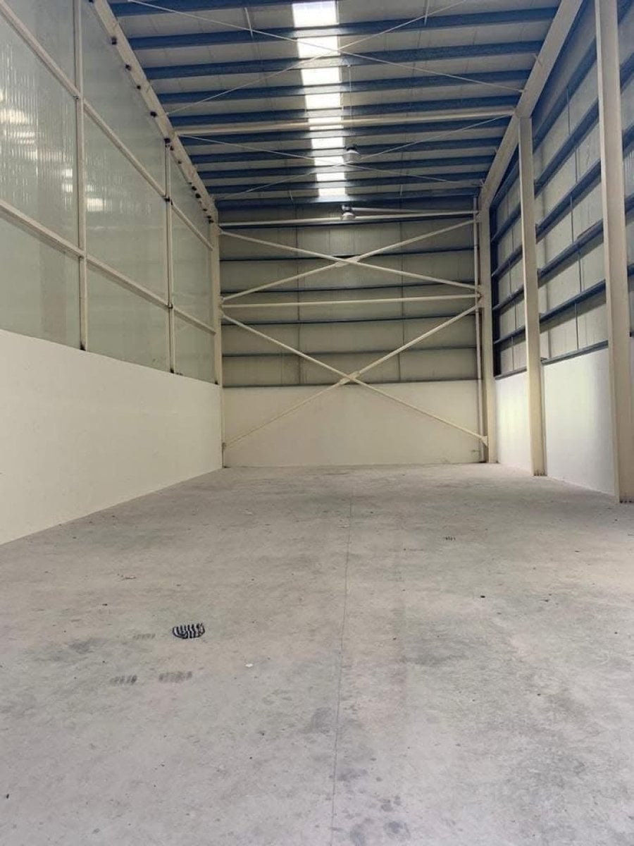 Exclusiva Nave Industrial en Bávaro – foto 5