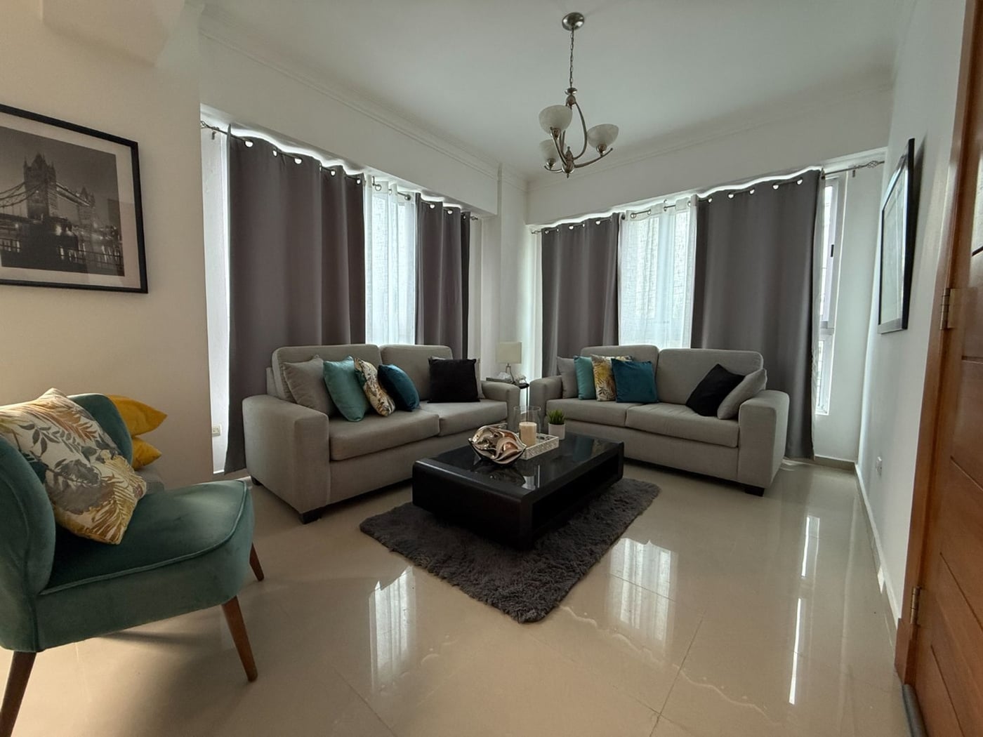 Apartamento amueblado en alquiler en Piantini, 1h – foto 1