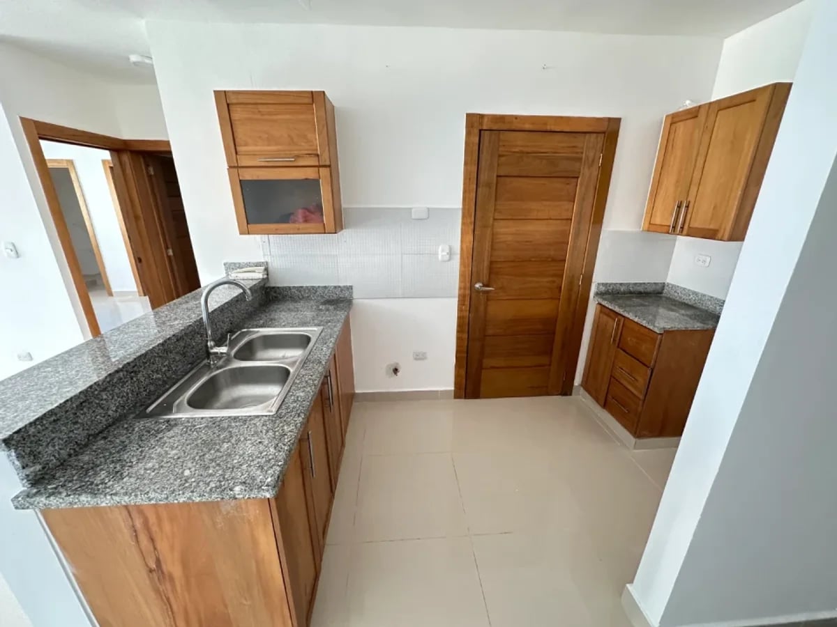 Apartamento en Zona Universitaria con Vista al Mar – foto 5