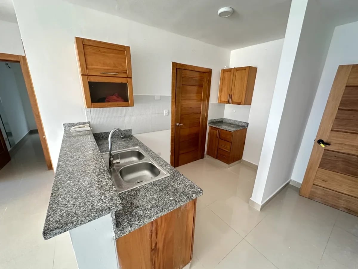 Apartamento en Zona Universitaria con Vista al Mar – foto 4