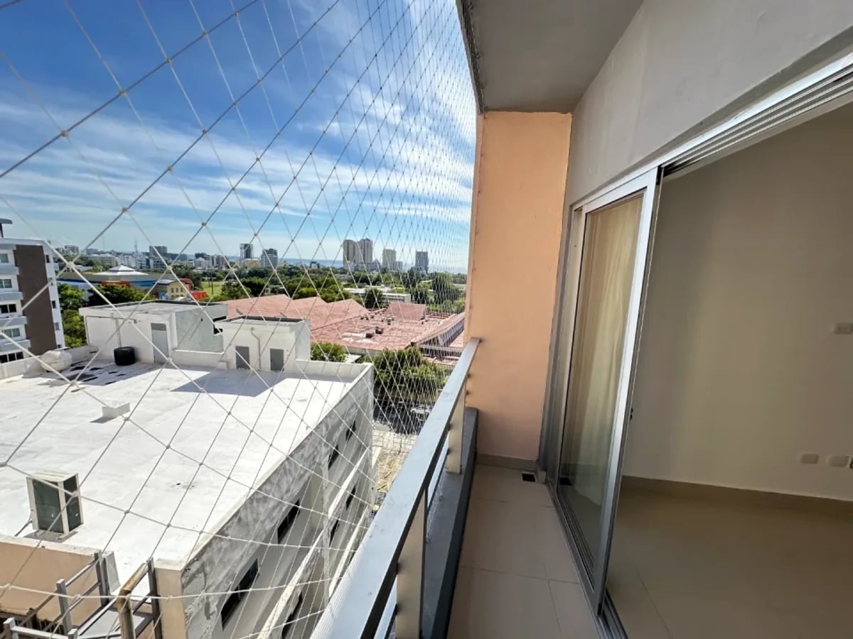 Apartamento en Zona Universitaria con Vista al Mar – foto 1