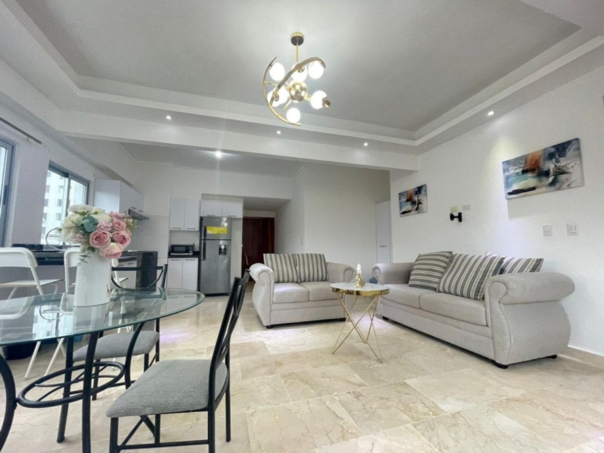 Apartamento amueblado en Evaristo Morales – foto 2
