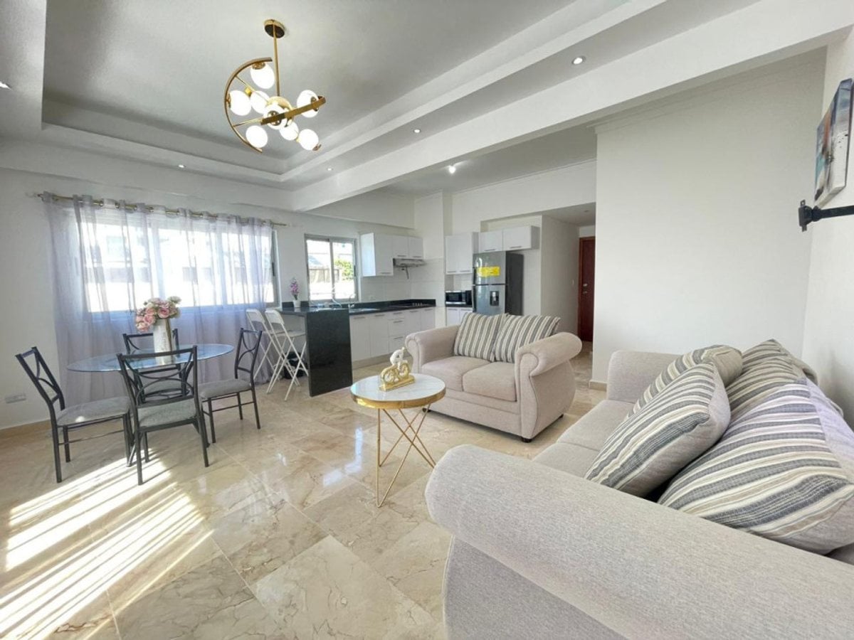 Apartamento amueblado en Evaristo Morales – foto 1