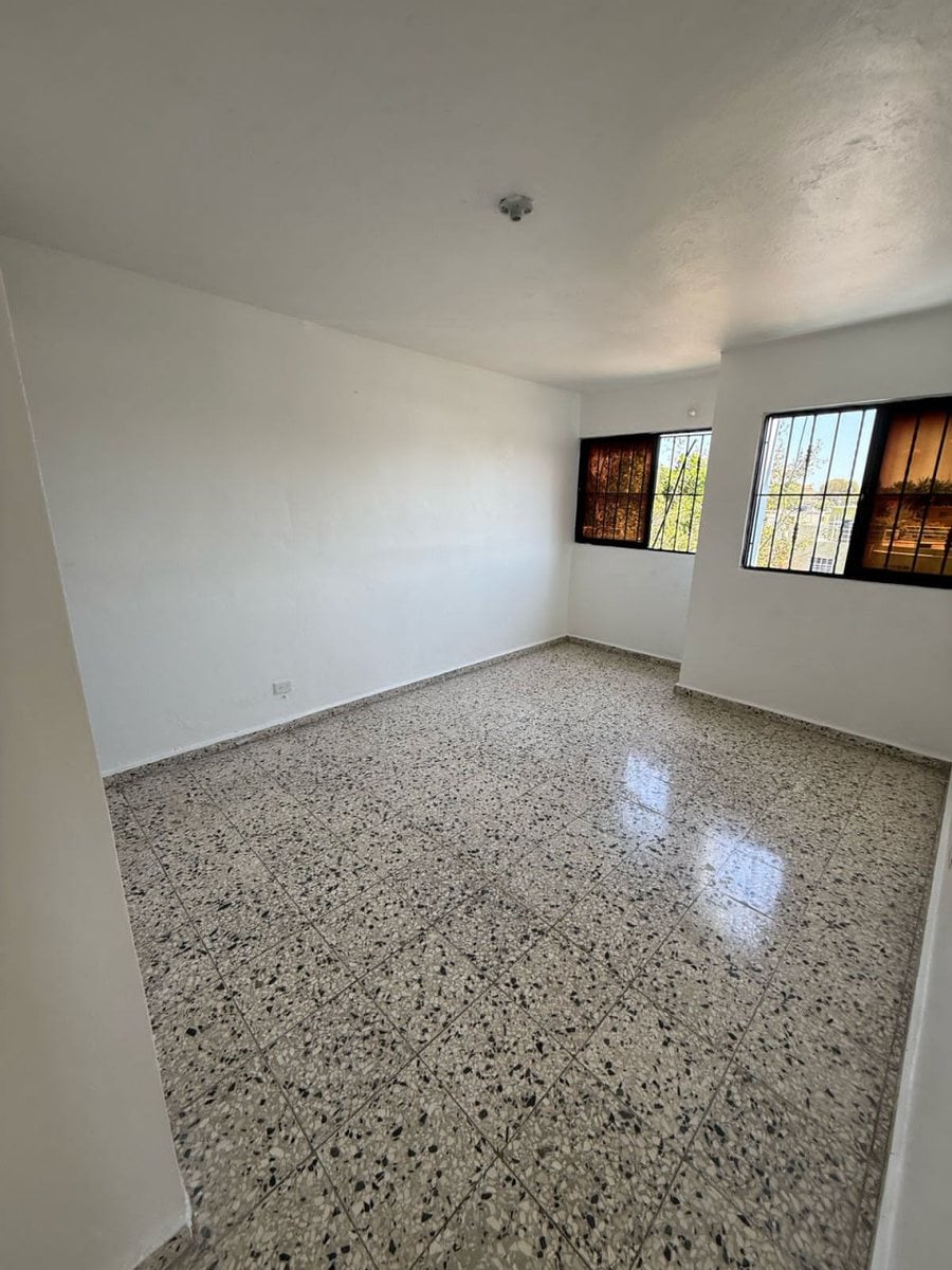 Casa en Villa Tropicalia, Santo Domingo Este – foto 2