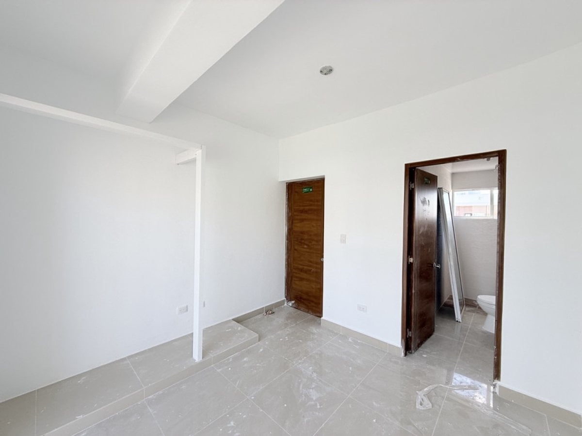 Townhouse 2H/2B + Terraza de 47 m² US$125,000 – foto 8