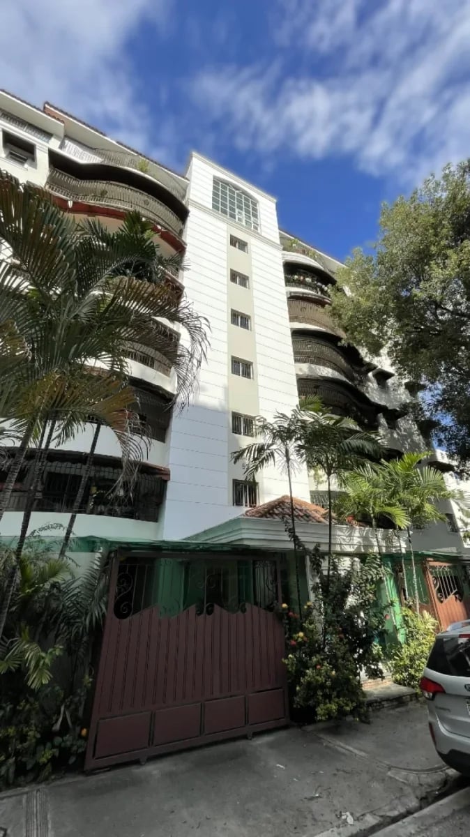 Alquiler 3 habitaciones Evaristo Morales – foto 1