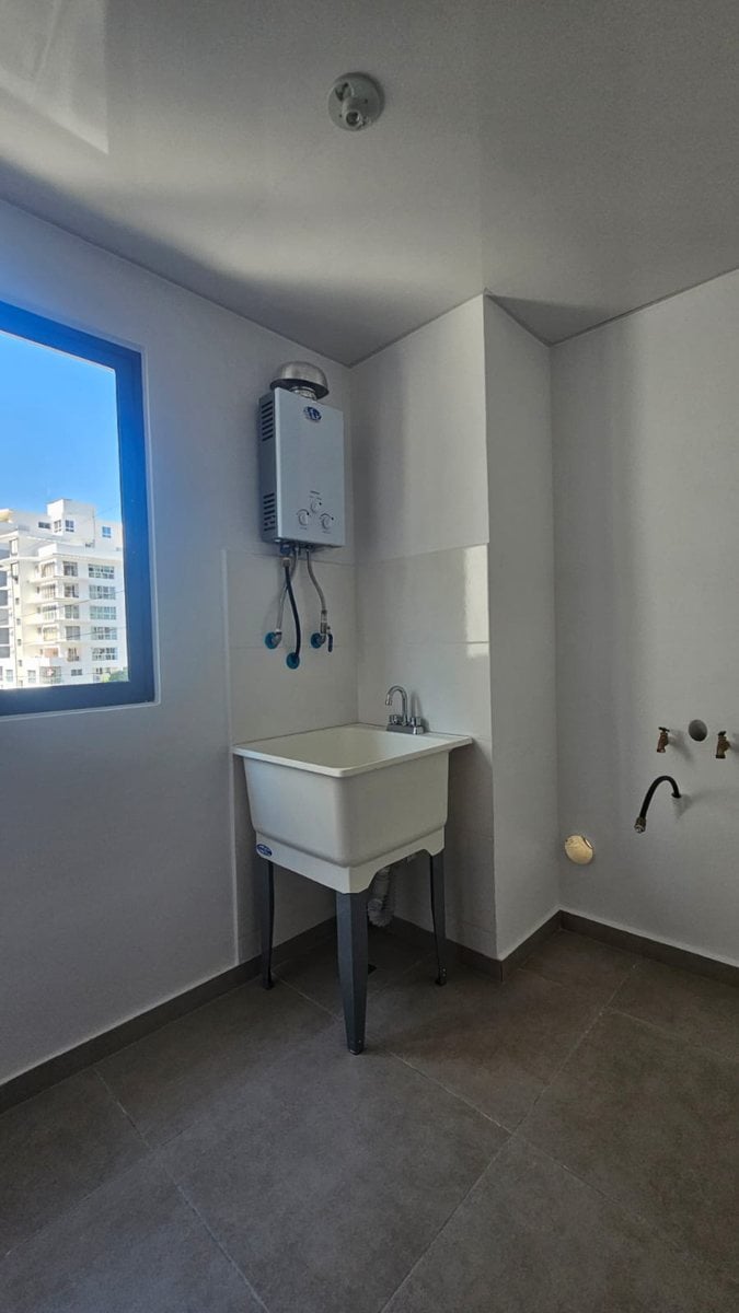 Apartamento en alquiler en Evaristo Morales – foto 3