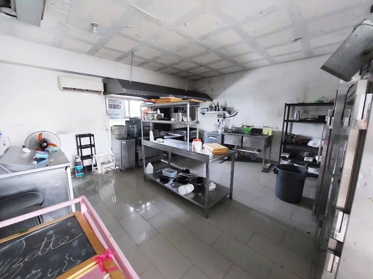 Local Comercial en La Castellana, Santo Domingo – foto 9