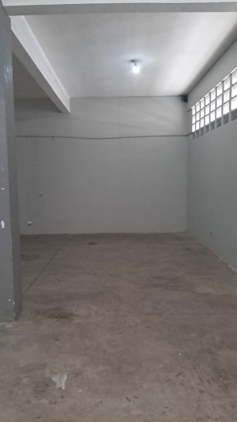 Local Comercial / Almacén en Alquiler – foto 7