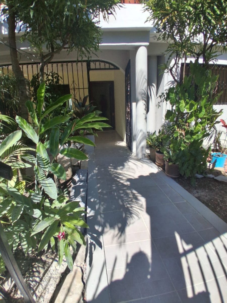 Casa de 2 niveles en invimosa – foto 2